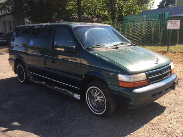 1994 Dodge Grand Caravan HANDICAP VAN - photo 6