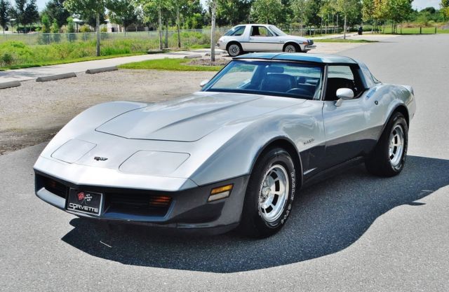 1982 Chevrolet Corvette - photo 2