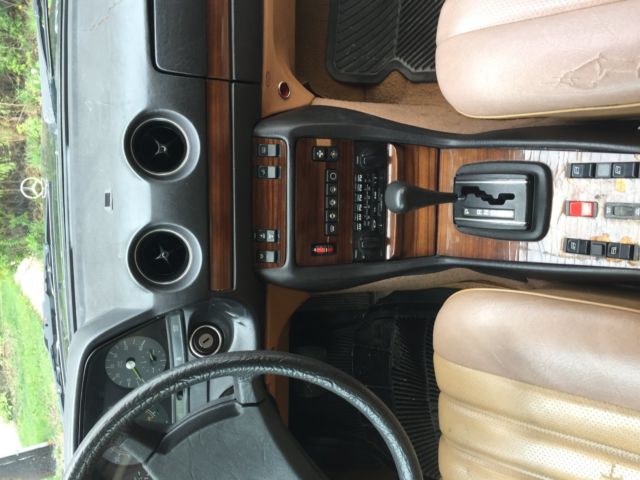 1982 Mercedes-Benz 300-Series - photo 10