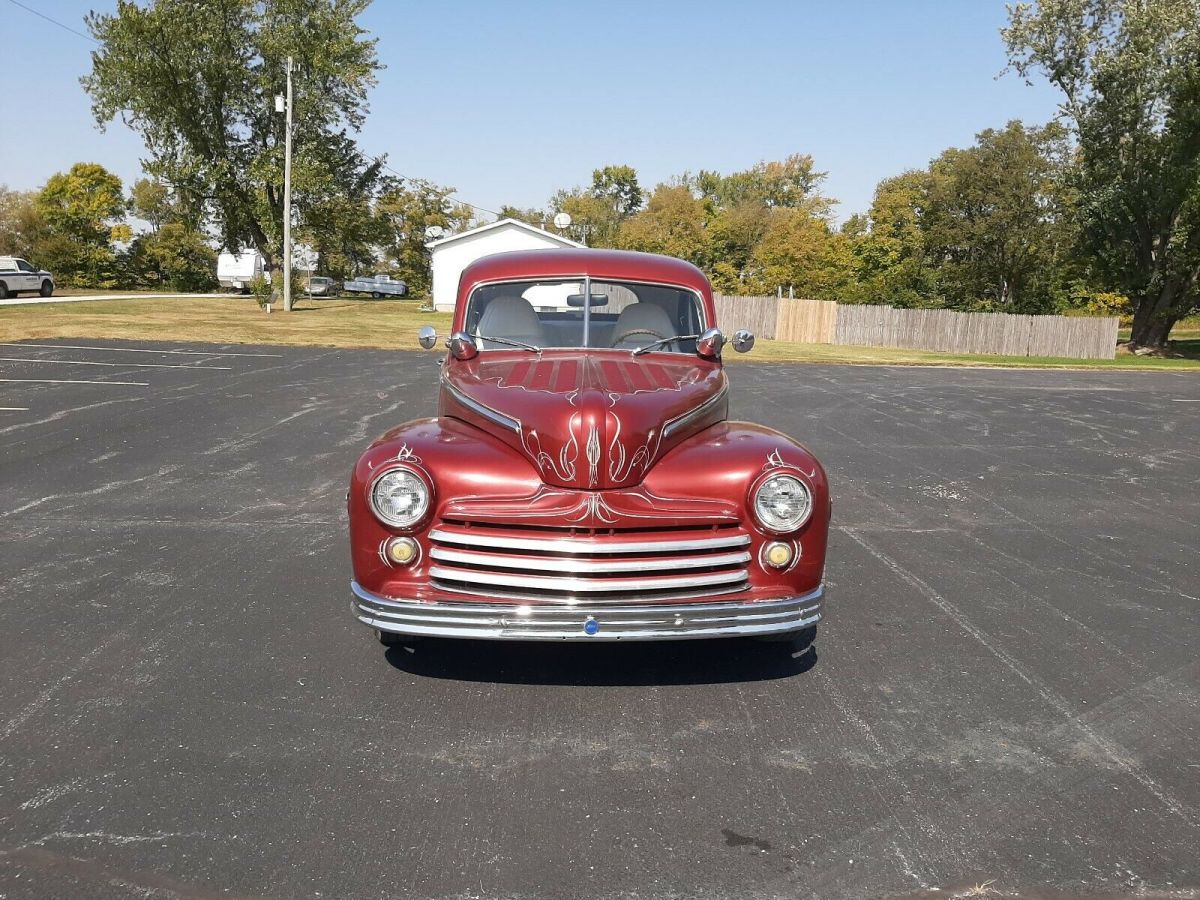 1947 Ford Coupe - photo 2