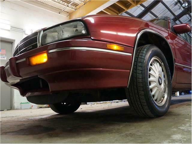 1994 Buick Regal Limited - photo 9