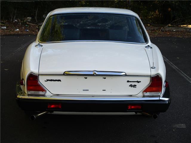 1985 Jaguar XJ6 SOVEREIGN 1 OWNER! 62K MILES! - photo 4