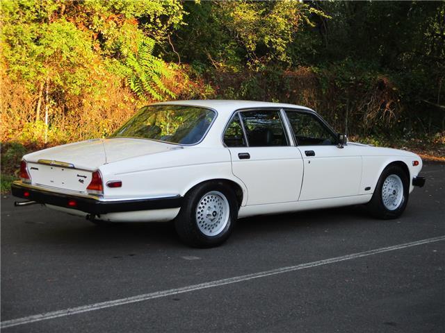 1985 Jaguar XJ6 SOVEREIGN 1 OWNER! 62K MILES! - photo 5