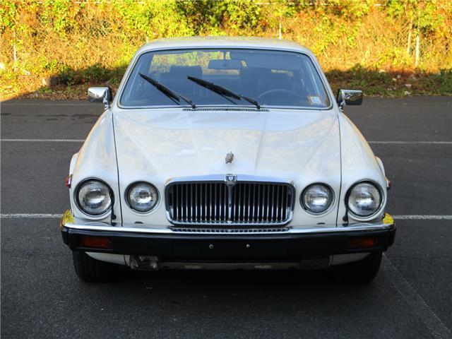 1985 Jaguar XJ6 SOVEREIGN 1 OWNER! 62K MILES! - photo 8