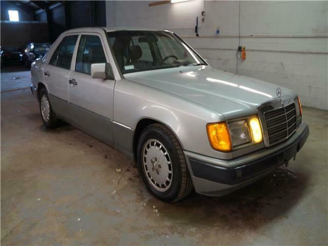 1991 Mercedes-Benz 300-Series 300E - photo 4
