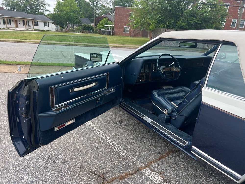 1979 Lincoln Continental Coupe Mark V Bill Blass Designer Edition! - photo 12