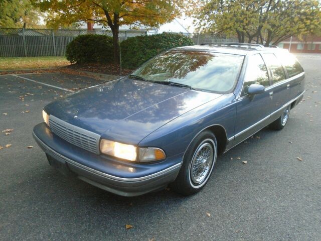 NO RESERVE-LOW MILES-SENIOR OWNED-A TRUE CLASI-3RD ROW SEATING AND YES NO RESERV 1994 Chevrolet Caprice