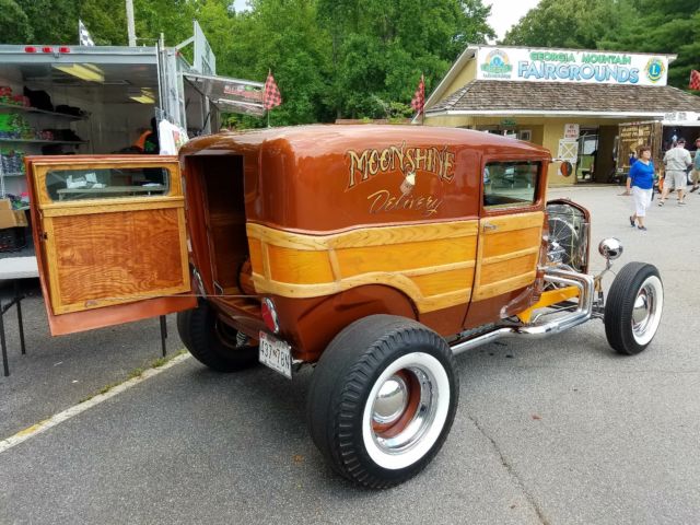 No Reserve Mascot car Georgia Mountain Moonshine Cruz-IN Custom delivery 1929 Ford Model A