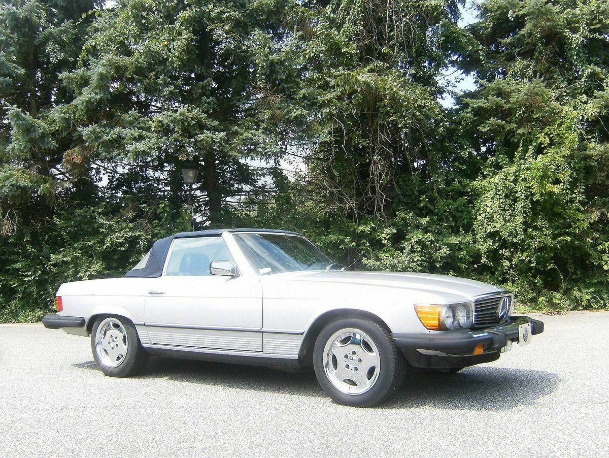 1982 Mercedes-Benz SL-Class Convertible