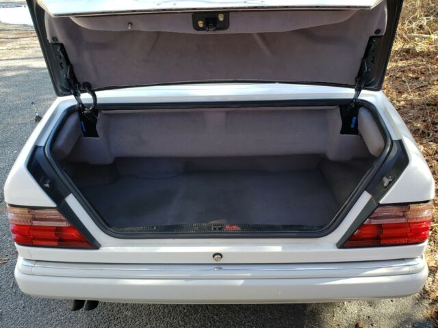 1994 Mercedes-Benz E-Class - photo 9