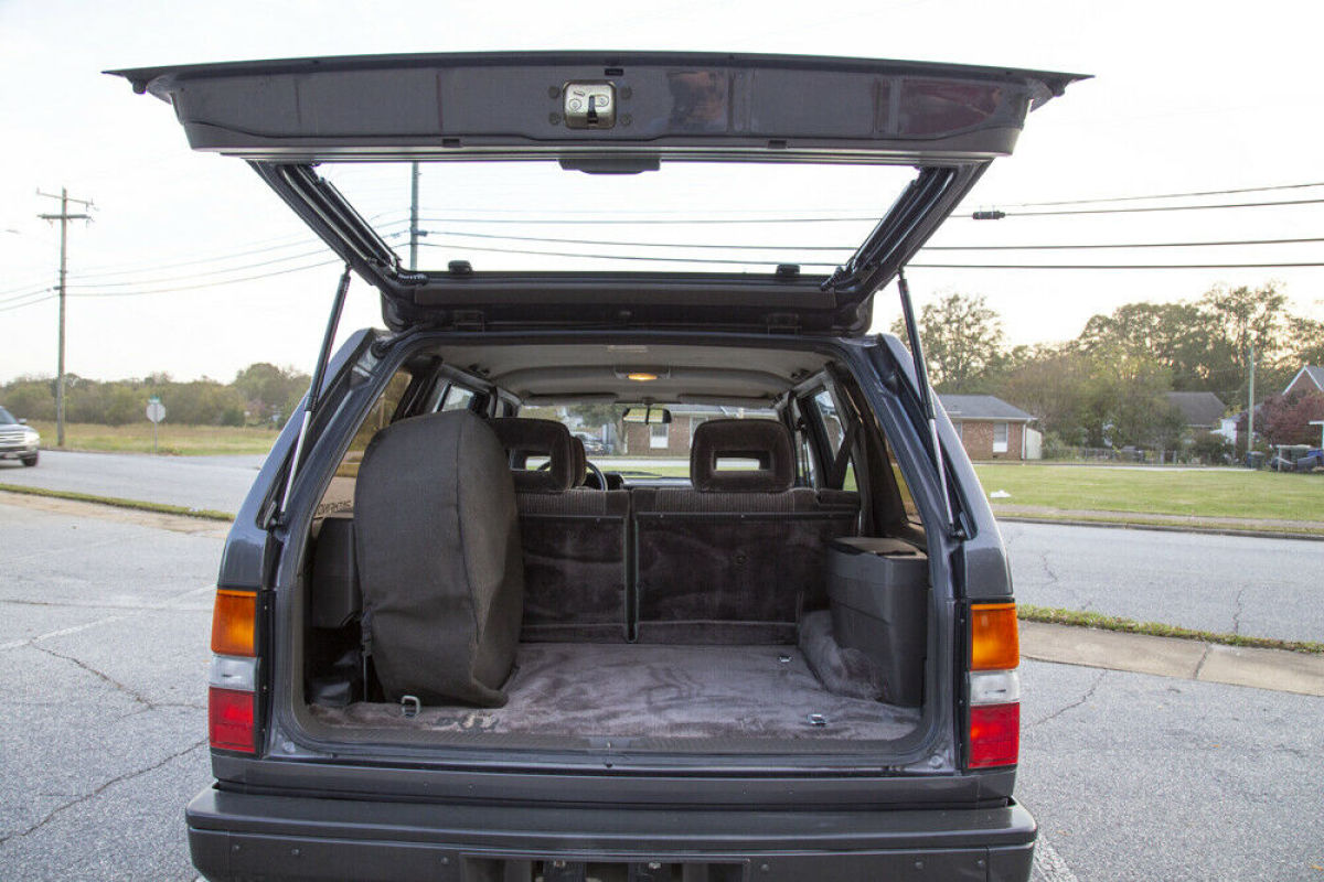 1990 Nissan Pathfinder SE 4x4 ONE OWNER LOW MILES! - photo 8