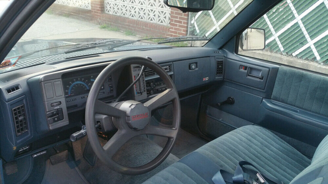 1993 Chevrolet S-10 Only 8,800 miles ONE OWNER! - photo 10