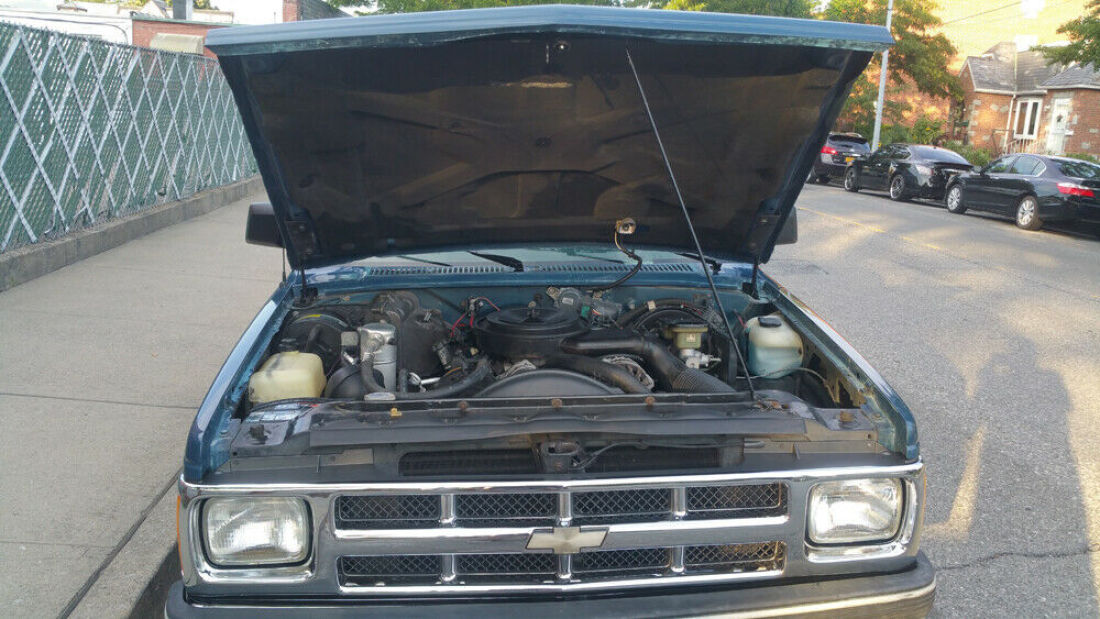 1993 Chevrolet S-10 Only 8,800 miles ONE OWNER! - photo 8