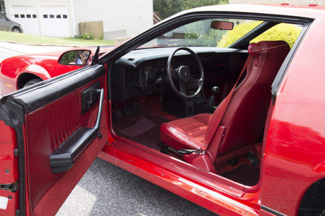 1987 Chevrolet Camaro IROC-Z Z28 - photo 5