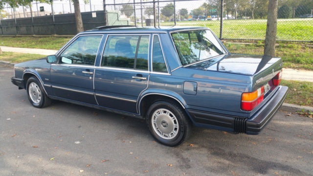 1988 Volvo 740 GLE 62,000 miles! - photo 3
