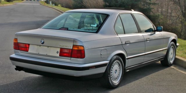 1993 BMW 5-Series NO RESERVE 1 OWNER BMW DEALER MAINTAINED MANUAL!!! - photo 9