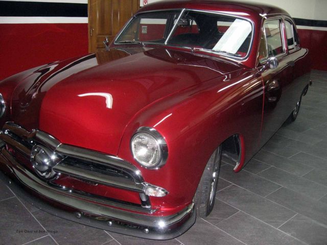 1949 Ford Custom Tudor - photo 2