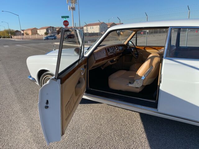 1967 Rolls-Royce Silver Shadow COUPE - photo 10