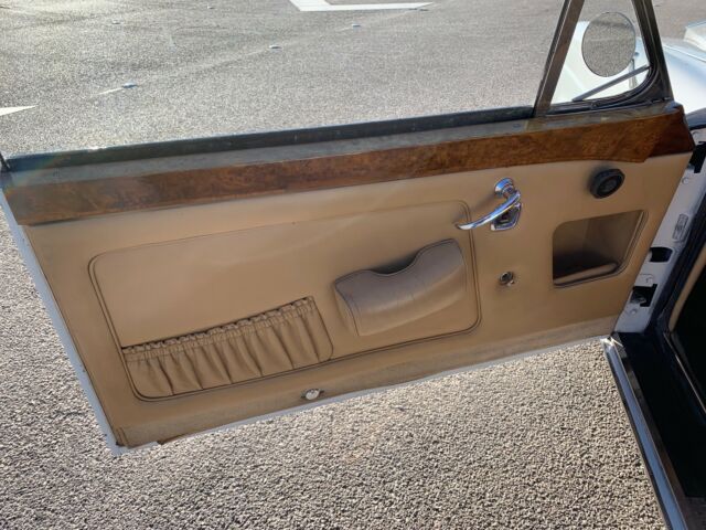 1967 Rolls-Royce Silver Shadow COUPE - photo 12