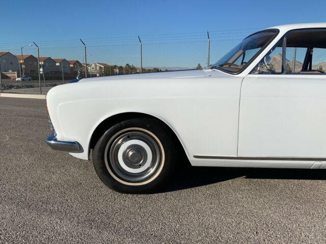 1967 Rolls-Royce Silver Shadow COUPE - photo 4