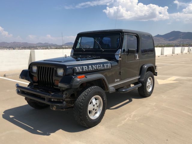 NO RESERVE RARE 1987 JEEP WRANGLER AMC YJS ALL ORIGINAL LOW MILES 6 CYL 5 SPEED 1987 Jeep Wrangler YJ AMC CANADA