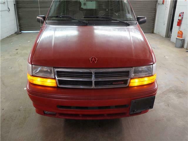1992 Dodge Caravan ES - photo 6