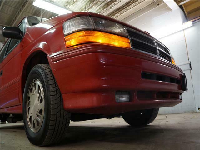 1992 Dodge Caravan ES - photo 8