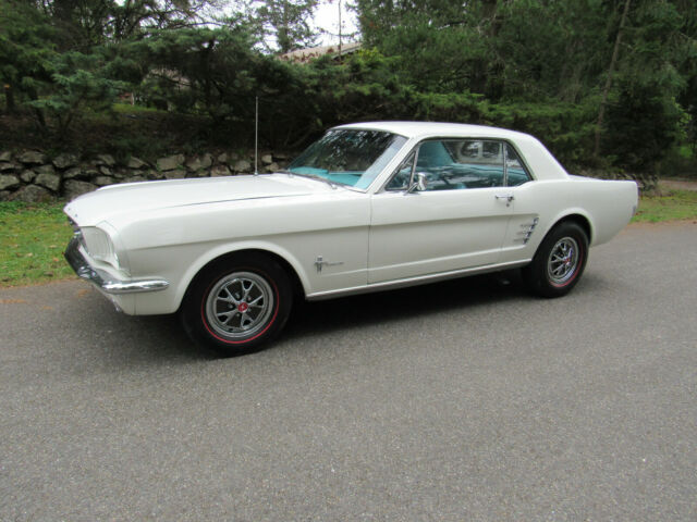 1966 Ford Mustang 2 door
