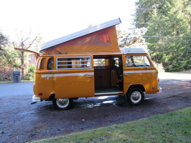 1977 Volkswagen Bus/Vanagon CAMPER - photo 2