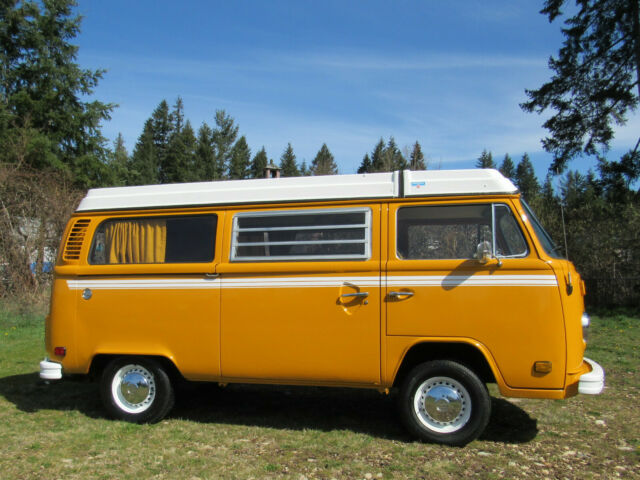 1977 Volkswagen Bus/Vanagon CAMPER - photo 9