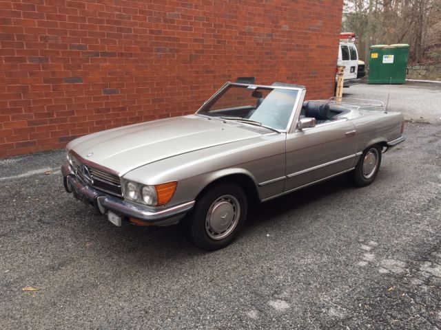 No Reserve Spring time is here . Mercedes Benz 350 SL 1972 Mercedes-Benz SL-Class convertible