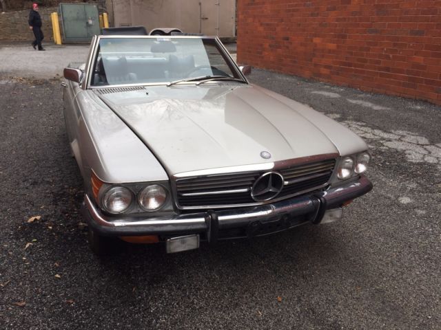 1972 Mercedes-Benz SL-Class convertible - photo 11