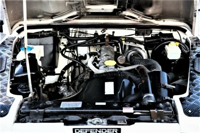 1993 Land Rover Defender STUNNING CONDITION - photo 4