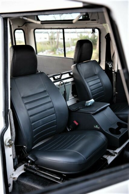 1993 Land Rover Defender STUNNING CONDITION - photo 9