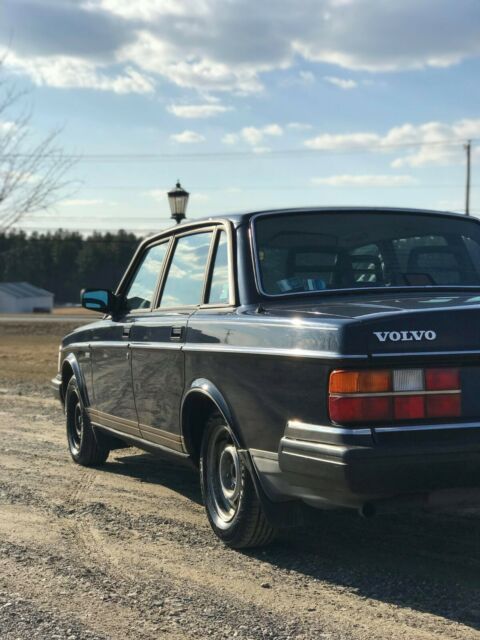 1989 Volvo 240 DL - photo 6