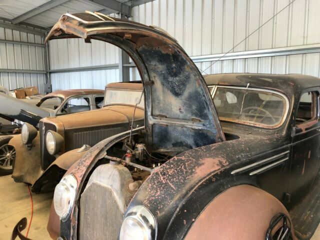 1935 DeSoto Airflow Sedan (SG) - NO RESERVE AUCTION! - photo 11