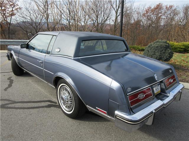 1984 Buick Riviera -- - photo 10