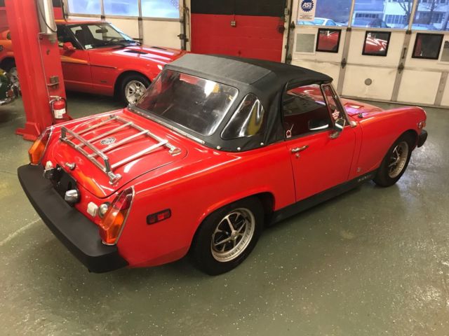 1976 MG Midget Convertible - photo 2