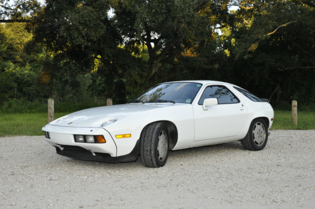 1983 Porsche 928 S - photo 3