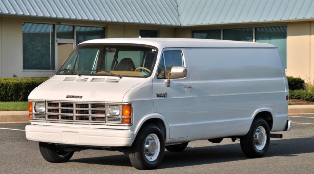 NO RESERVE WORK VAN B 2500 HEAVY DUTY READY TO WORK MAINTAINED 1989 Dodge Ram Van NO RESERVE WORK VAN B 2500 HEAVY DUTY CLEAN