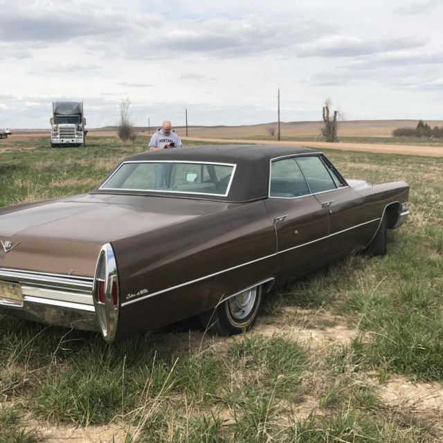 1968 Cadillac DeVille Sedan - photo 6