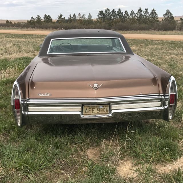 1968 Cadillac DeVille Sedan - photo 7