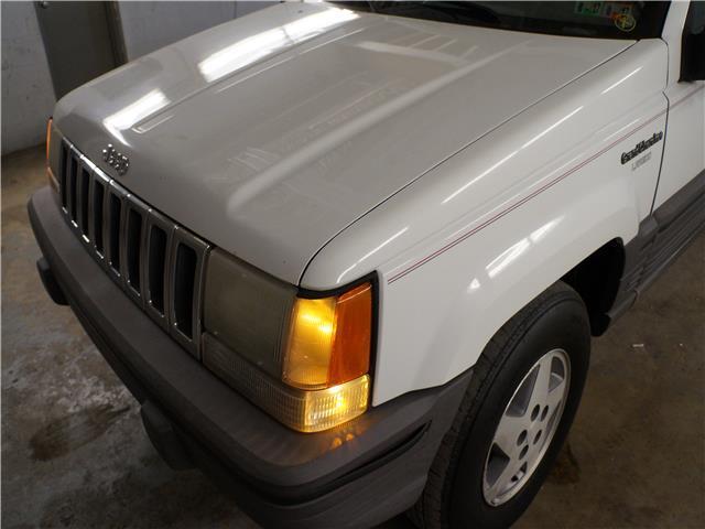 1994 Jeep Grand Cherokee Laredo - photo 7