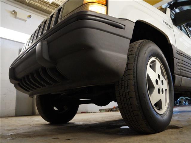 1994 Jeep Grand Cherokee Laredo - photo 9