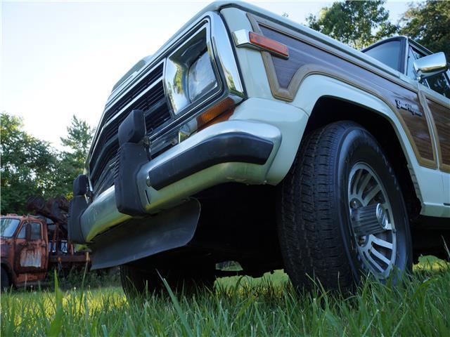 1991 Jeep Wagoneer -- - photo 10