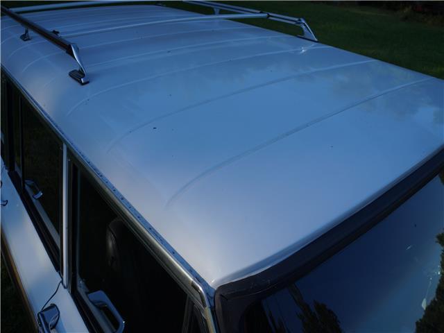 1991 Jeep Wagoneer -- - photo 11