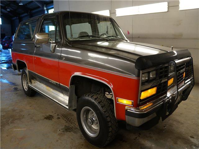 NO RESERVE...LOW MILES...CLEAN CLEAN CLEAN...SOME RUST...4x4...K10...SILVERADO 1991 Chevrolet Other Pickups --