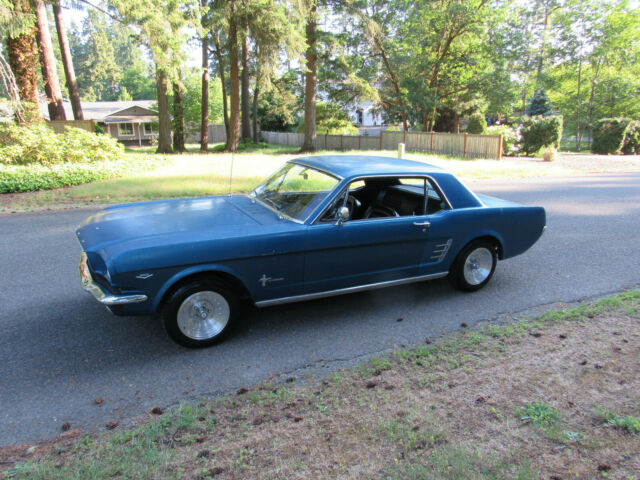 1966 Ford Mustang NOT G T - photo 2
