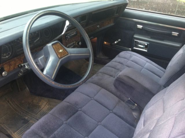 1984 Chevrolet Caprice 4 door - photo 2