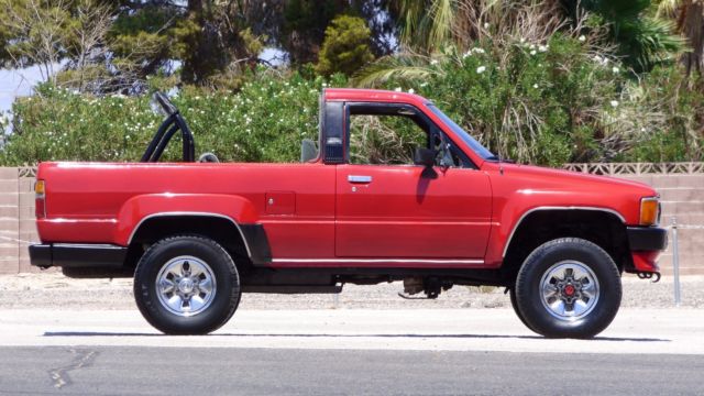 1987 Toyota 4Runner SR5 4X4 SUV - photo 2